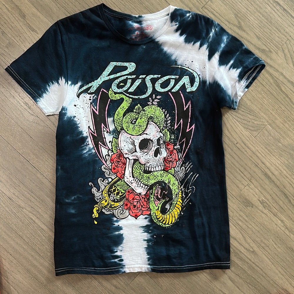BRAND NEW CUSTOM VINTAGE STYLE POISON BLING TEE SIZE SMALL
